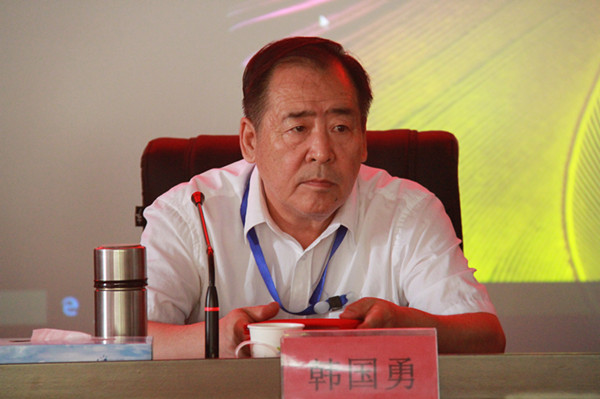 公司后勤服务中心召开2016年后勤暑期工作暨迎新工作先进个人表彰大会