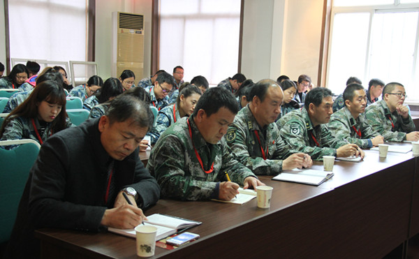 我校举办学管干部培训