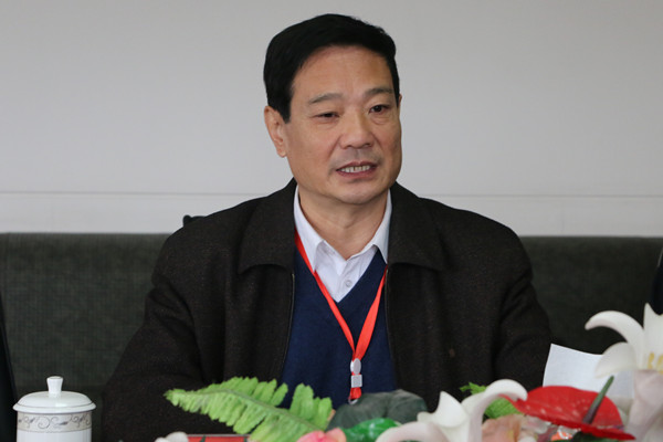 中国石油大学胜利学院院长助理吴明银一行来我校参观考察