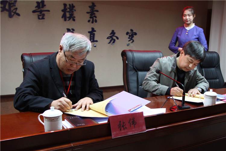 我校与保定市中心血站举行无偿献血签约仪式  系首家签约高校团体单位