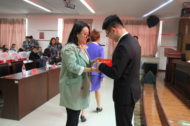 扬创新之帆 始创业之路 ——第一届大学生创业大赛总决赛暨颁奖典礼成功举行