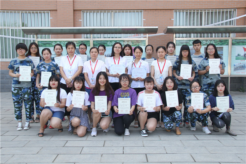 我校学生在2018年全国大学生英语竞赛（NECCS）中喜获佳绩