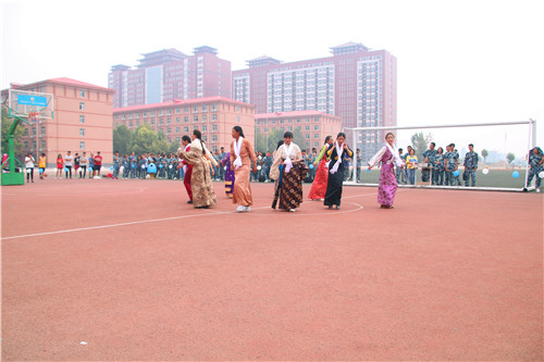 【学生活动】九月金黄精神爽，地科男篮风姿俏