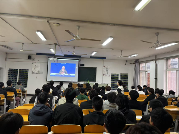 安全教育|保定理工学院|管理学院|提高安全教育·共建平安校园