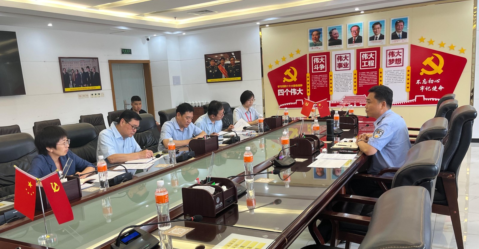 保定市公安局莲池区分局出入境管理大队到保定理工学院考察指导