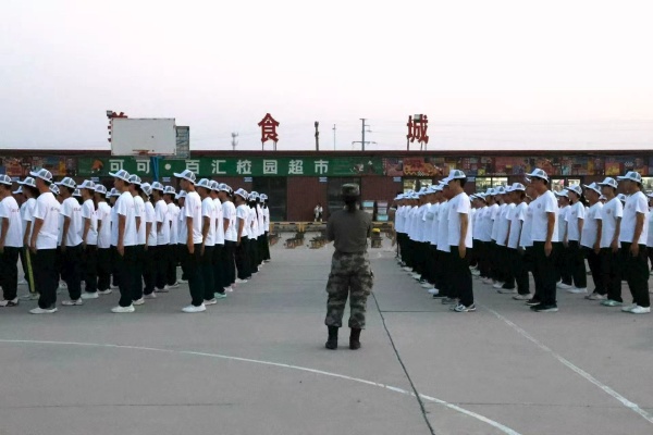 保定理工学院康复医学院新生军训风采展示（一）