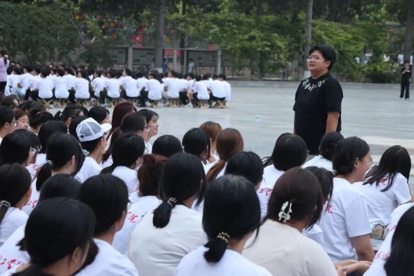 【新程启航，康复迎新】初识校园，共话成长——2025级新生第一次学生大会圆满结束