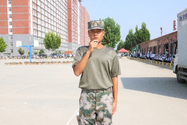 【军训访谈，言表心声】殷殷寄语，助梦远航——康复医学院军训教官访谈