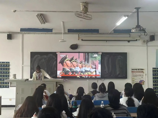 铭记历史|保定理工学院|管理学院|铭记历史誓立报国之志，缅怀先烈厚植爱国情怀