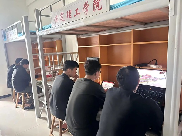 铭记历史|保定理工学院|管理学院|铭记历史誓立报国之志，缅怀先烈厚植爱国情怀