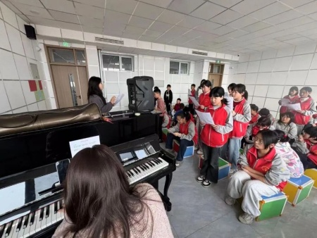 美育润童心 文艺助振兴｜保定理工学院美育支教走进易县乡村小学