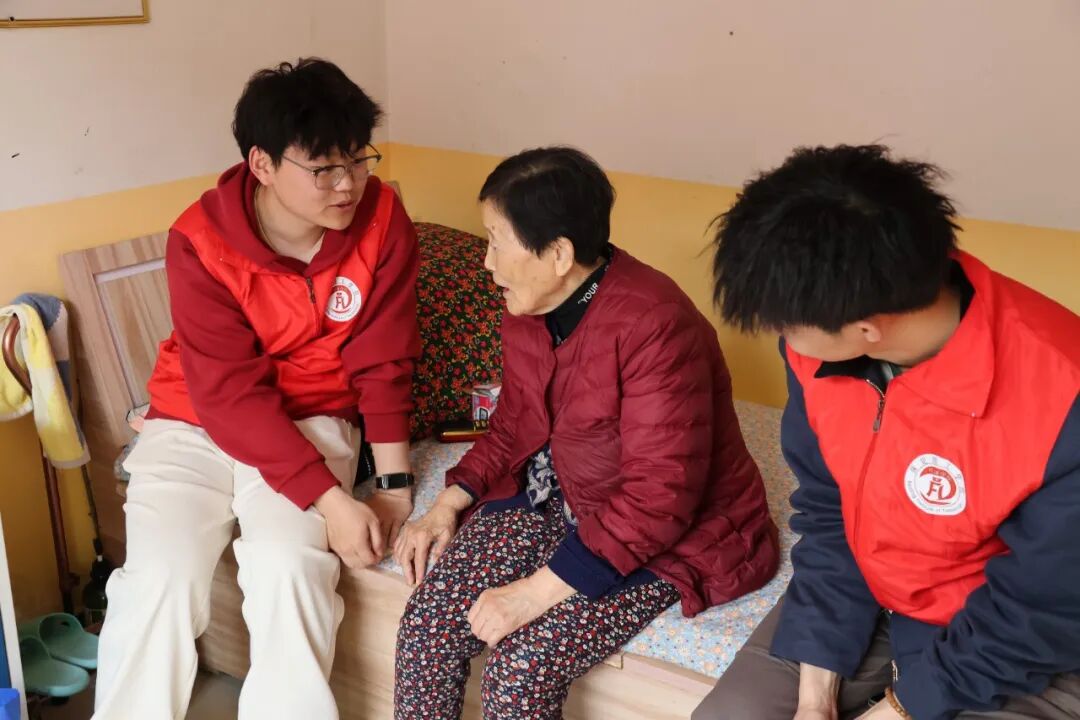 【5·益行动】看保理青年如何“益”起发光｜保定理工学院“社会公益日”系列活动纪实