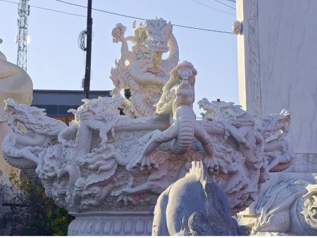 《纪录片制作》课程实践课：纪实拍摄与创作全流程落地，学生实操能力与人文叙事双提升