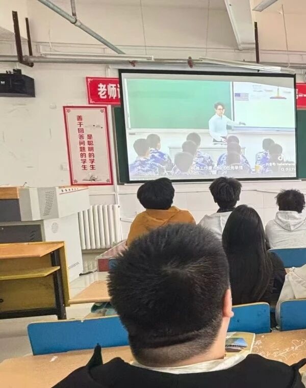 安全教育|保定理工学院管理学院开展2026年全民国家安全教育日系列活动