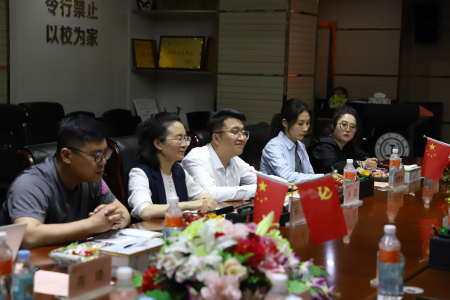 交流互鉴促发展 携手同行谱新篇 ——张家口学院美术学院领导莅临保定理工学院艺术学院参观交流