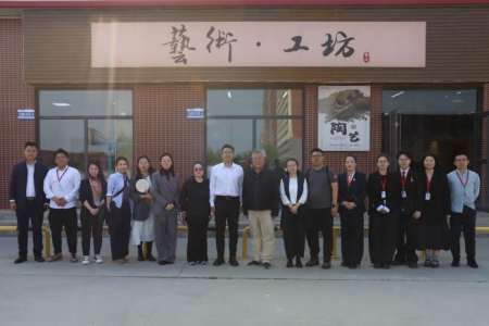交流互鉴促发展 携手同行谱新篇 ——张家口学院美术学院领导莅临保定理工学院艺术学院参观交流