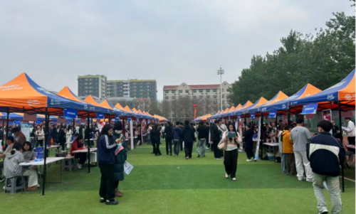 访企拓岗促就业，精准对接启新程