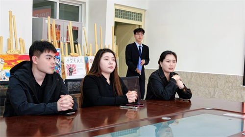 “感恩先进个人”表彰大会